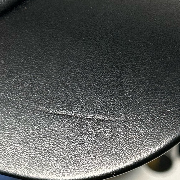 New Era Yankees Leather Baseball Hat - Picture 6 of 6